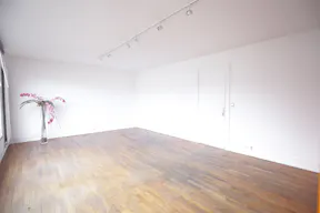 Elegant Unique Space near Avenue Hoche - Image 2