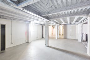 Exceptional Unique Space near Gare du Nord - Image 2