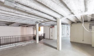 Exceptional Unique Space near Gare du Nord - Image 3
