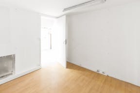 Exceptional Unique Space near Gare du Nord - Image 14