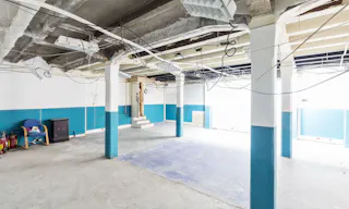 Exceptional Unique Space near Gare du Nord - Image 17