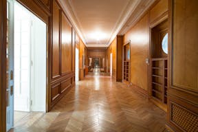 Unique Space near Charles de Gaulle - Image 3