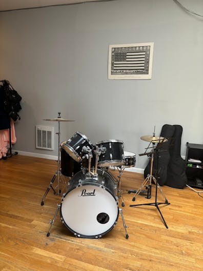 Private Event/Creative Space in Industrial Long Island City - Image 4