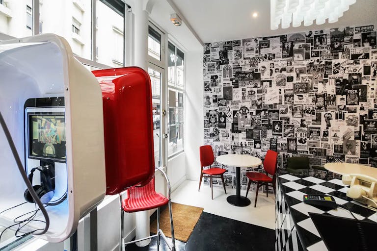 Trendy Record Store Near Montmartre - Image 3