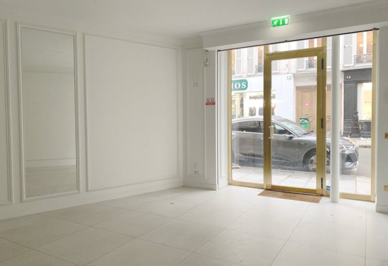Bel Espace de 90m2 au coeur du Marais - Image 2