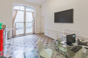 Cozy space near Champs-Elysées - Image 0