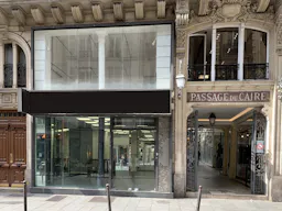 Exciting Pop-Up Store Opportunity in the Heart of Paris! - Image 0