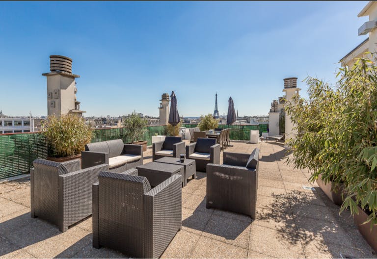 Charming Apartment near Champs Elysées - Image 4