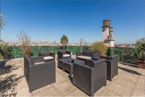 Charming Apartment near Champs Elysées - Image 5