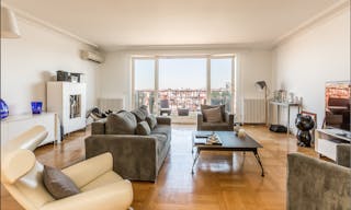 Charming Apartment near Champs Elysées - Image 9