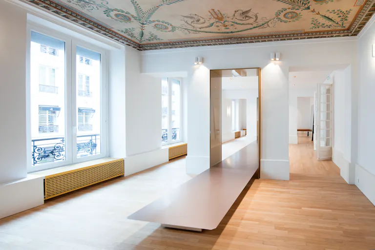 Sophisticated Space near Palais Royal - Image 2