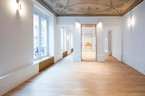 Sophisticated Space near Palais Royal - Image 4
