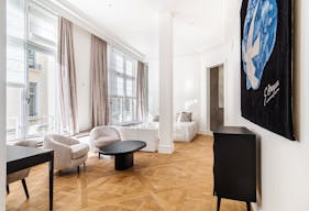 Showroom Place des Victoires Paris - Fashion week and private events - Image 9