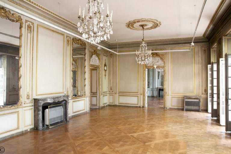 One-of-a-kind Space in the 16th district - Image 2