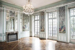 One-of-a-kind Space in the 16th district - Image 4