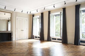 One-of-a-kind Space in the 16th district - Image 7