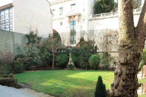 One-of-a-kind Space in the 16th district - Image 12