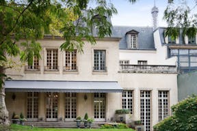 One-of-a-kind Space in the 16th district - Image 13