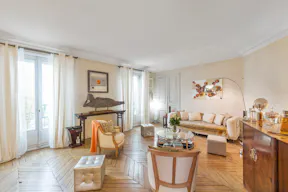 Pretty Haussmannian Apartment in Malesherbes - Image 1