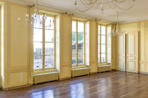 Classic Unique Space near Champs-Elysées - Image 0