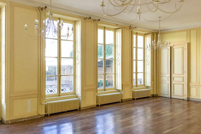 Classic Unique Space near Champs-Elysées - Image 0