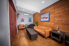 Chic industrial space with a cyc stage - Image 7