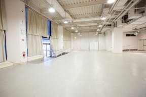 Event Space on Hudson Street - Image 2