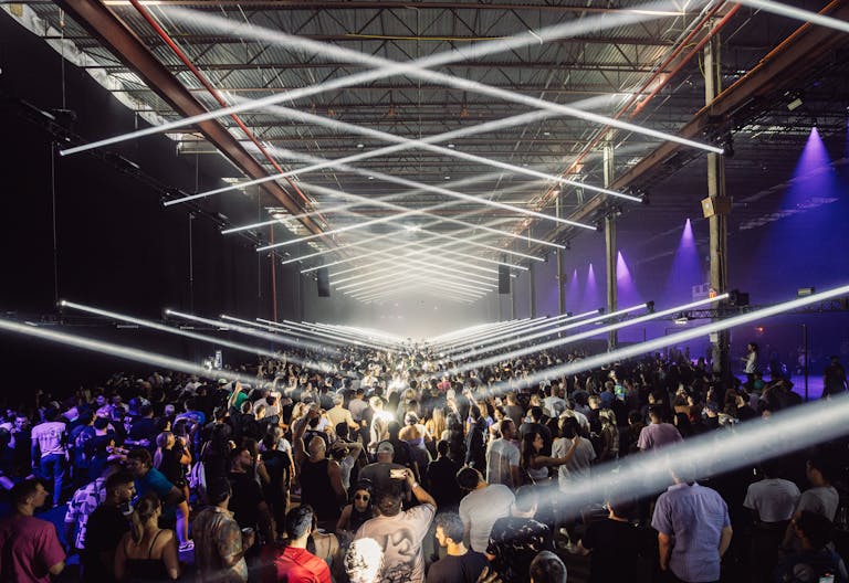 105,000 square feet space with waterfront and city views! - Image 0