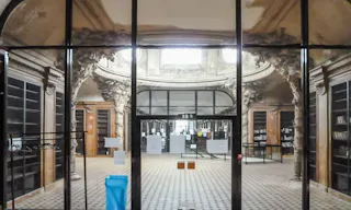 Library in Latin Quarter - Image 2