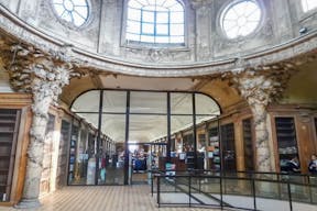 Library in Latin Quarter - Image 4
