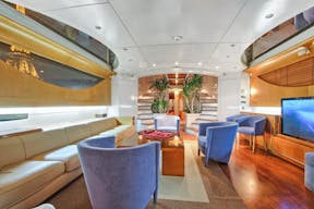 The Yacht in the 16th district of Paris - Image 1