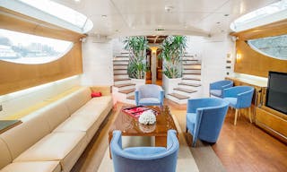 The Yacht in the 16th district of Paris - Image 2