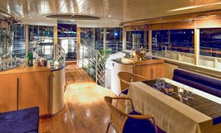 The Yacht in the 16th district of Paris - Image 3