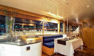 The Yacht in the 16th district of Paris - Image 4