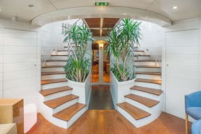 The Yacht in the 16th district of Paris - Image 7