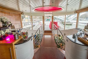 The Yacht in the 16th district of Paris - Image 9