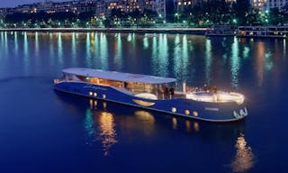 The Yacht in the 16th district of Paris - Image 11