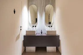 First floor multifunctional showroom and event space in the heart of Porta Venezia, Milan - Image 28