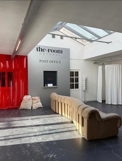 Studio Dou  - Image 1