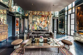 One-of-a-kind Apartment in Vosges Square - Image 0