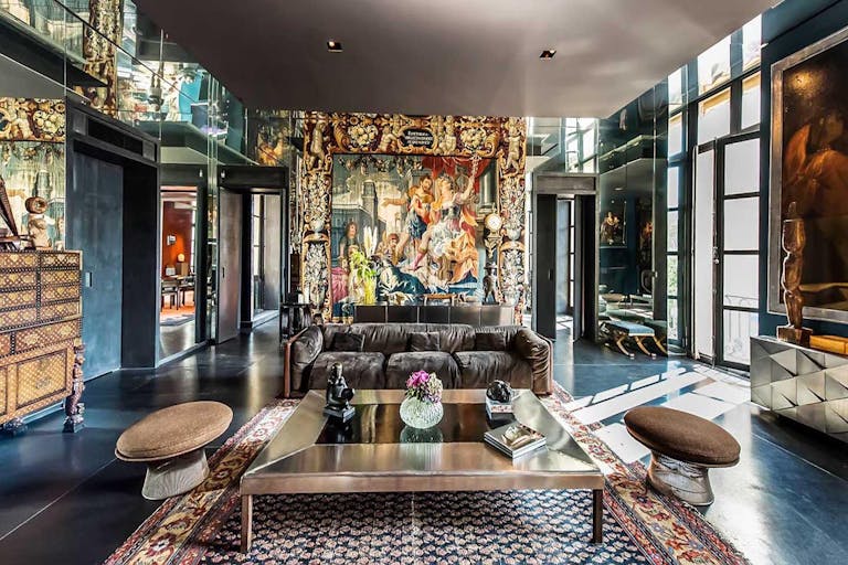 One-of-a-kind Apartment in Vosges Square - Image 0