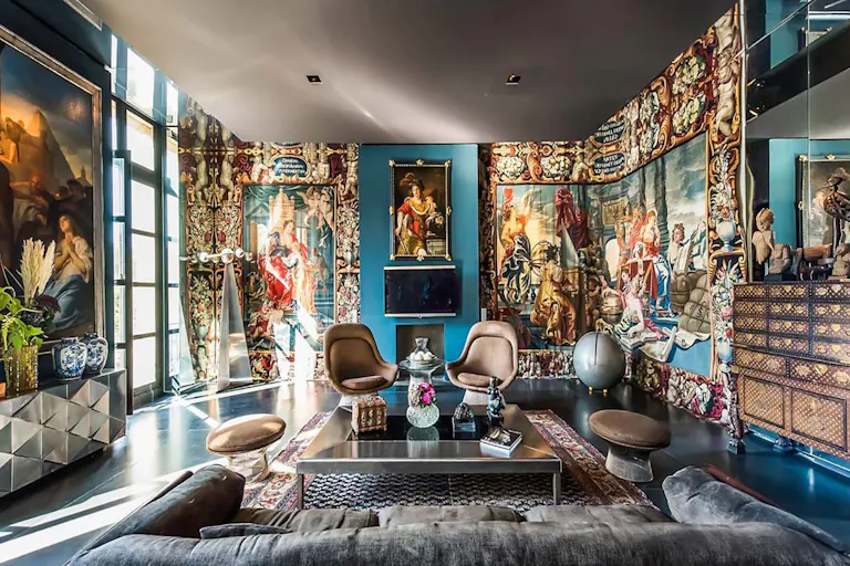 One-of-a-kind Apartment in Vosges Square - Image 1