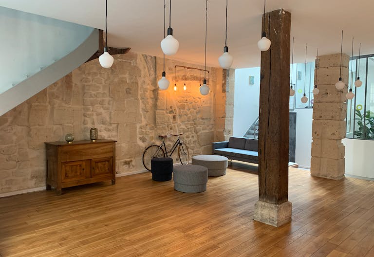 Sophisticated Unique Space in Le Marais - Image 2