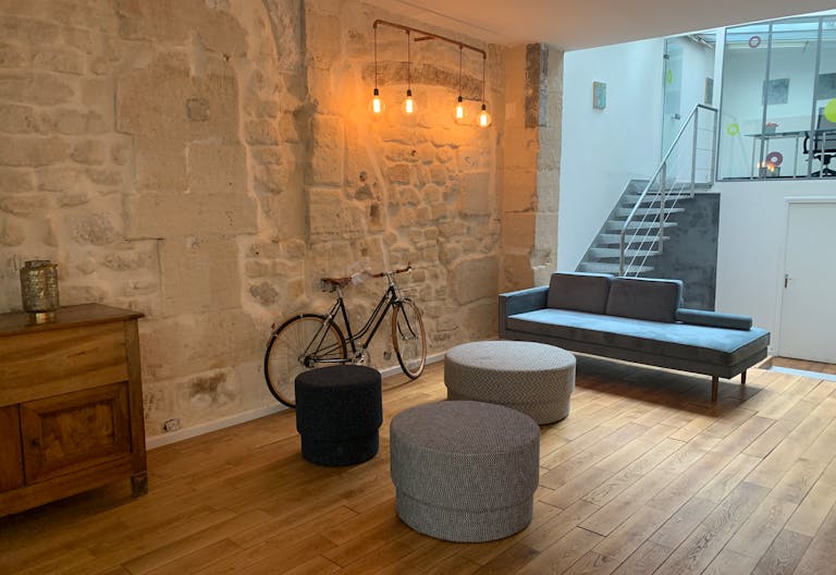 Sophisticated Unique Space in Le Marais - Image 4