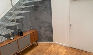 Sophisticated Unique Space in Le Marais - Image 7