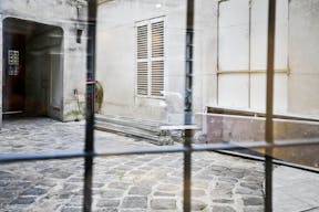 Gorgeous Boutique in Le Marais - Image 22