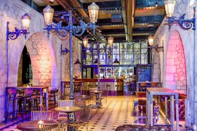 Unique Space near Champs-Elysées - Image 5