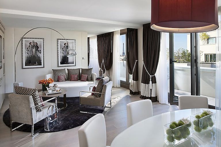 Prime Luxury Hotel Suite - Image 0