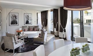 Prime Luxury Hotel Suite - Image 0