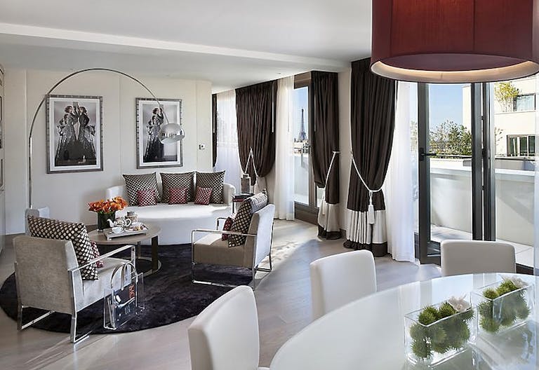 Prime Luxury Hotel Suite - Image 0